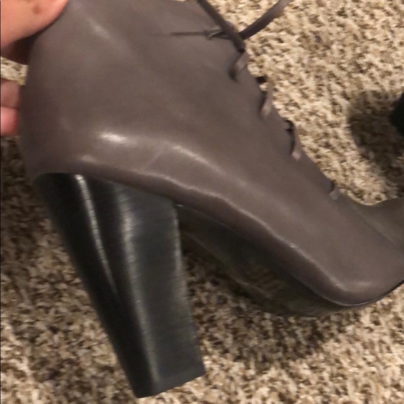 Steve Madden chunk heel bootie sz 8.5 - Picture 2 of 7